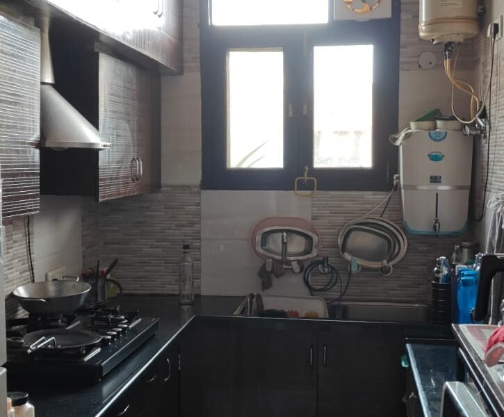 Top Floor Flat For Sale In Jagriti Apartments Pitampura Delhi